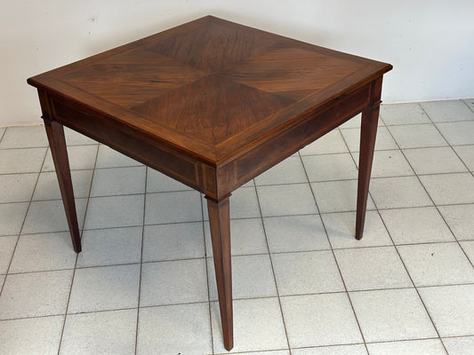 Tavolino Luigi XVI . XVIII secolo