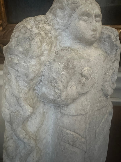 Madonna scultura in pietra  fine 500