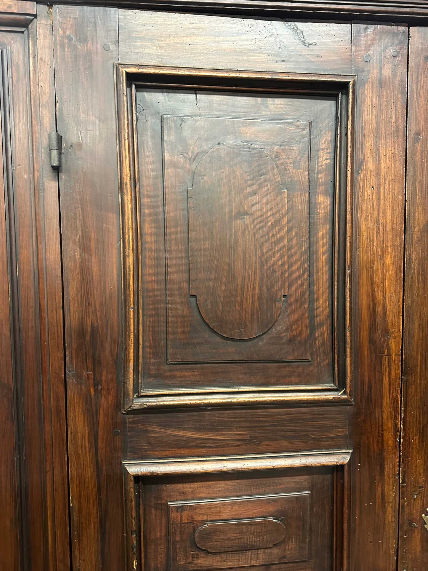 Armadio barocco lombardo Luigi XIV Brescia XVII secolo