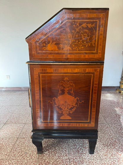 Ribalta lombarda maggiolinata luigi XVI .Milano XVIII secolo
