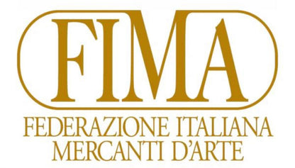 Angoliera Luigi XV bombata in legno laccato e dorato . Inizio XVIII secolo