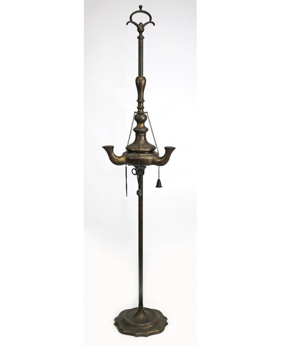 Lucerna fiorentina da terra in bronzo  H 180 cm.  Inizio XIX secolo