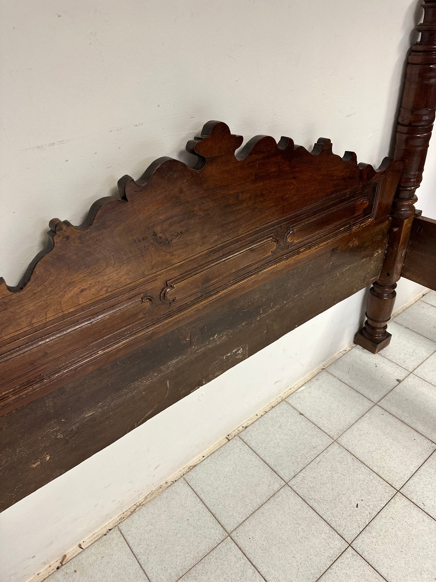 Letto matrimoniale Emiliano bolognese . XVII secolo