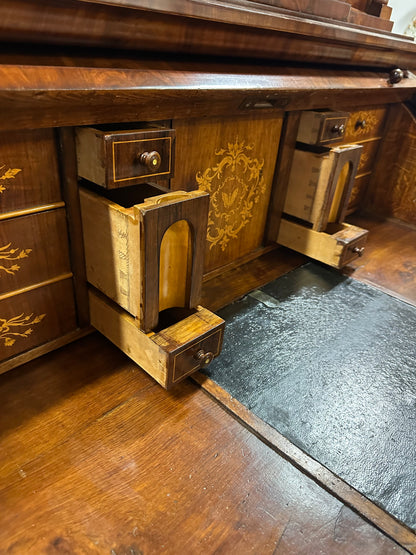 Trumeau biedermeier . Vienna primi del XIX secolo