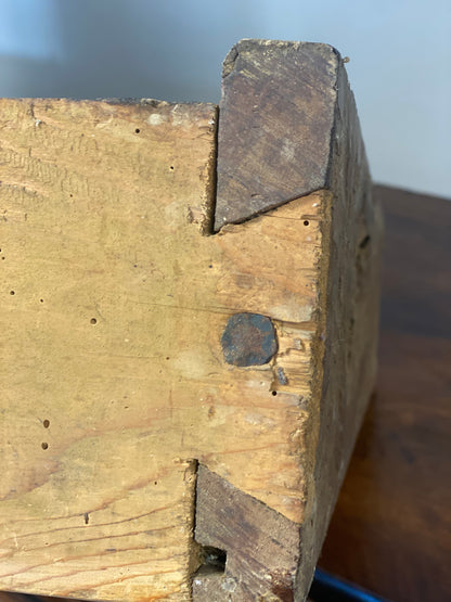 Credenza in noce Luigi XIV Lombardia Piemonte XVII secolo