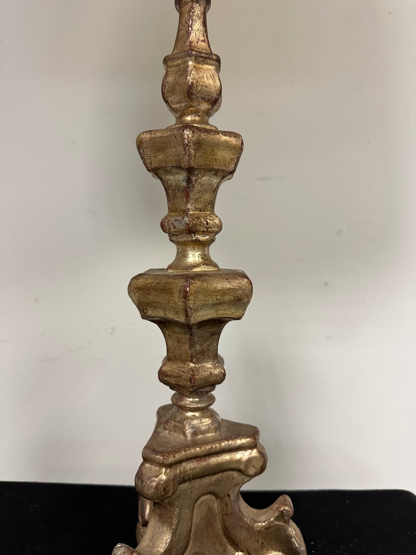 Candeliere Luigi XV con paralume . Lombardia XVIII secolo.  Funzionante
