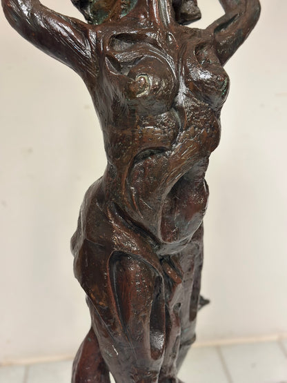 Scultura in bronzo patinato Fanciulla al vento . XX secolo altezza 174 cm