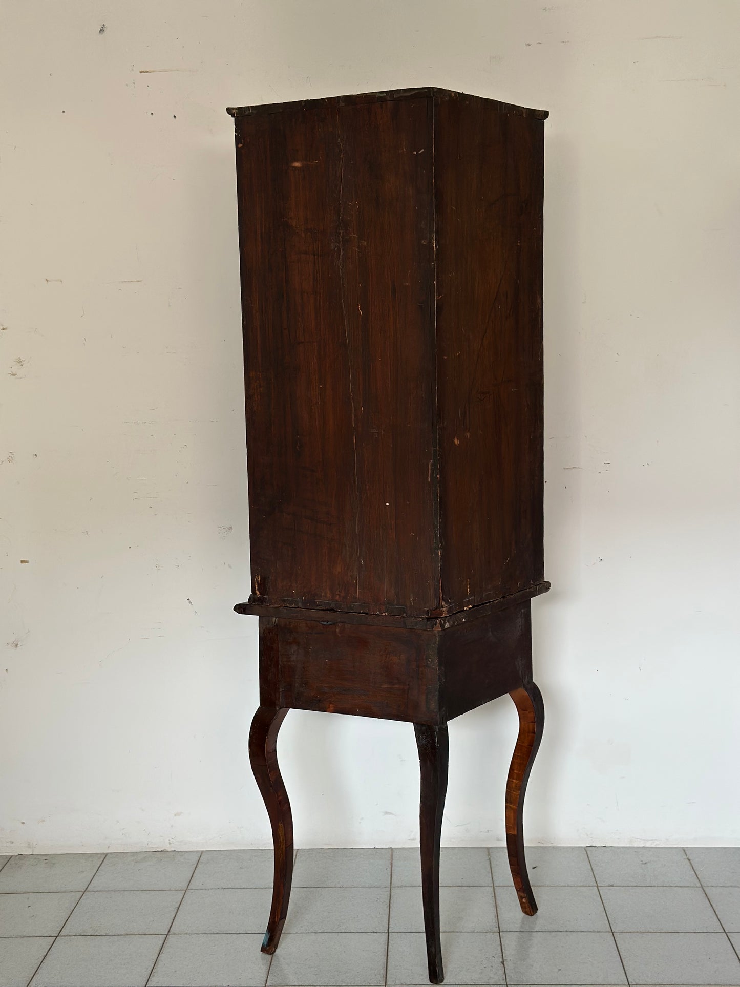 Angoliera Luigi XV lombarda / Piemonte.   Epoca 700