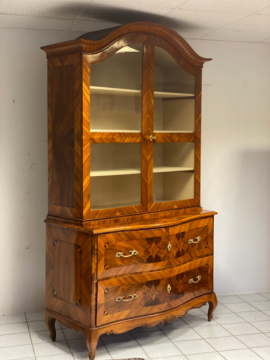 Louis XV shaped chest of drawers with riser. Emilia 700
