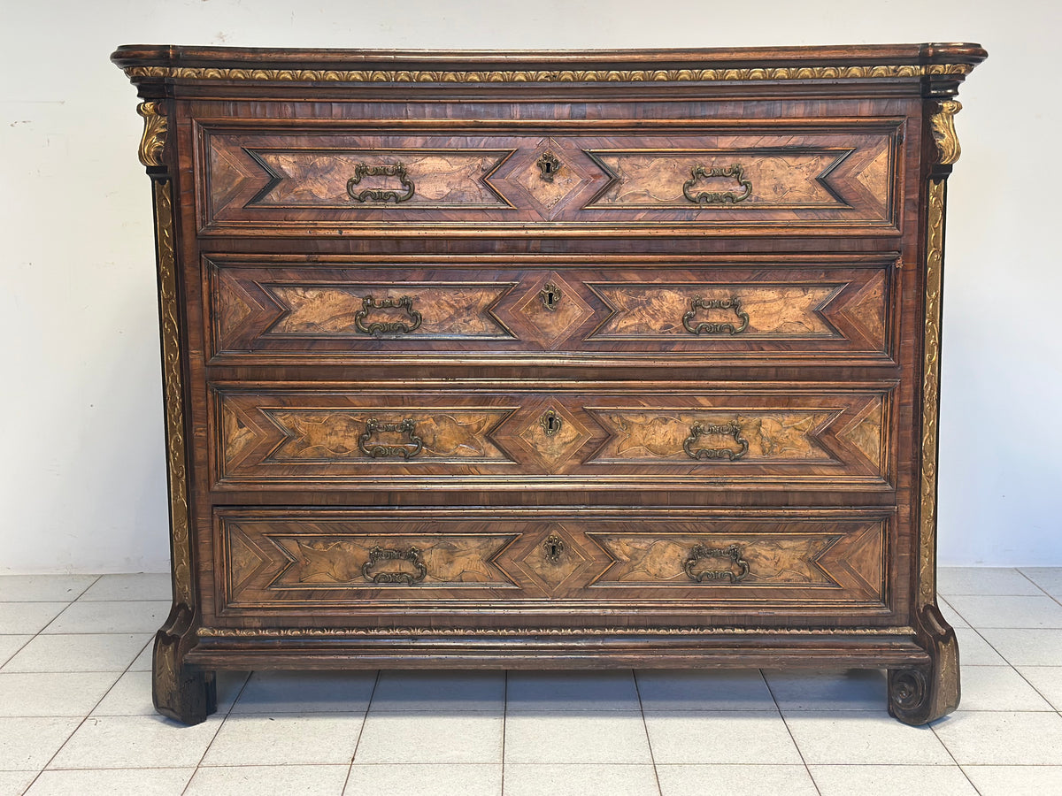 Canterano Lombardo Luigi XIV .Milano fine 600 inizio 700