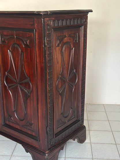Credenza mezzo armadio.   Genova Luigi XIV