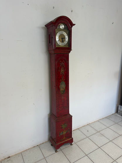 Orologio a pendolo laccato dipinto XX secolo