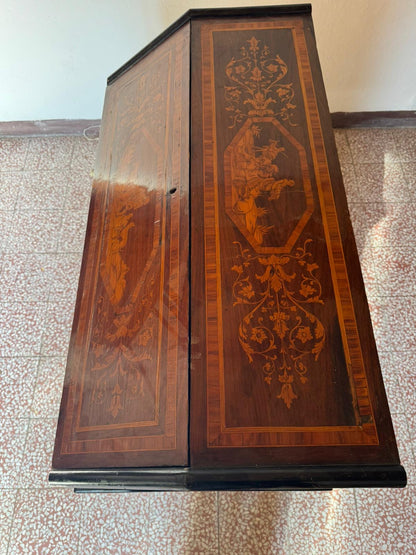 Ribalta lombarda maggiolinata luigi XVI .Milano XVIII secolo