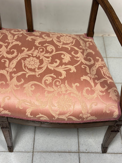 Divano Luigi XVI in noce.  Venezia fine 700