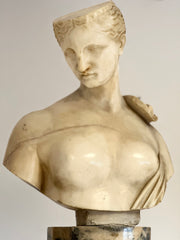 Busto in marmo neoclassico italiano di psiche . Roma XIX secolo