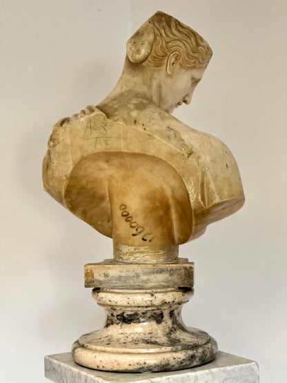 Busto in marmo neoclassico italiano di psiche . Roma XIX secolo