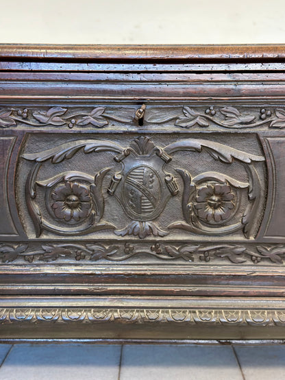 Cassapanca nobiliare rinascimentale. Verona inizio XVII secolo