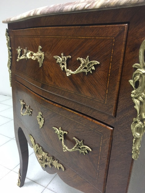Cassettone mosso fronte e fianchi . Napoleone III