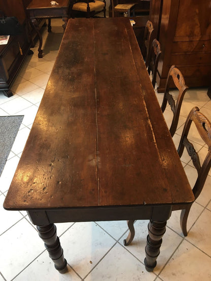 Carlo X Lombard Walnut Table