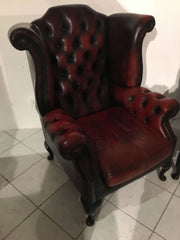 Coppia di poltrone Chesterfield in cuoio
