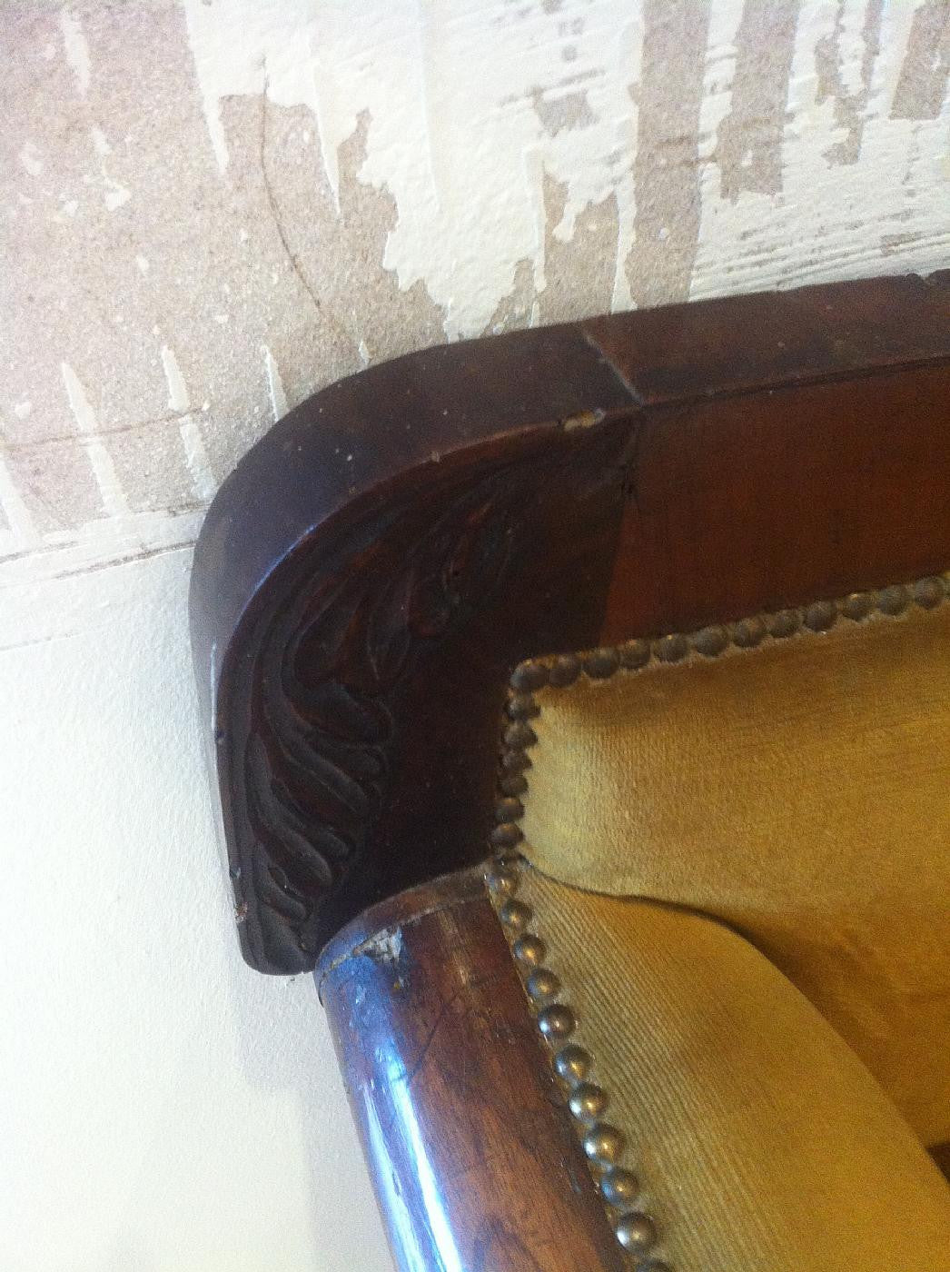 Lombard sofa in walnut and walnut feather Charles X era