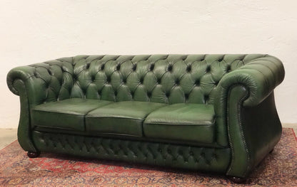Divano chesterfield tre posti cuoio verde inglese