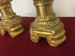 Coppia di candelieri lombardi oro zecchino . Fine 700