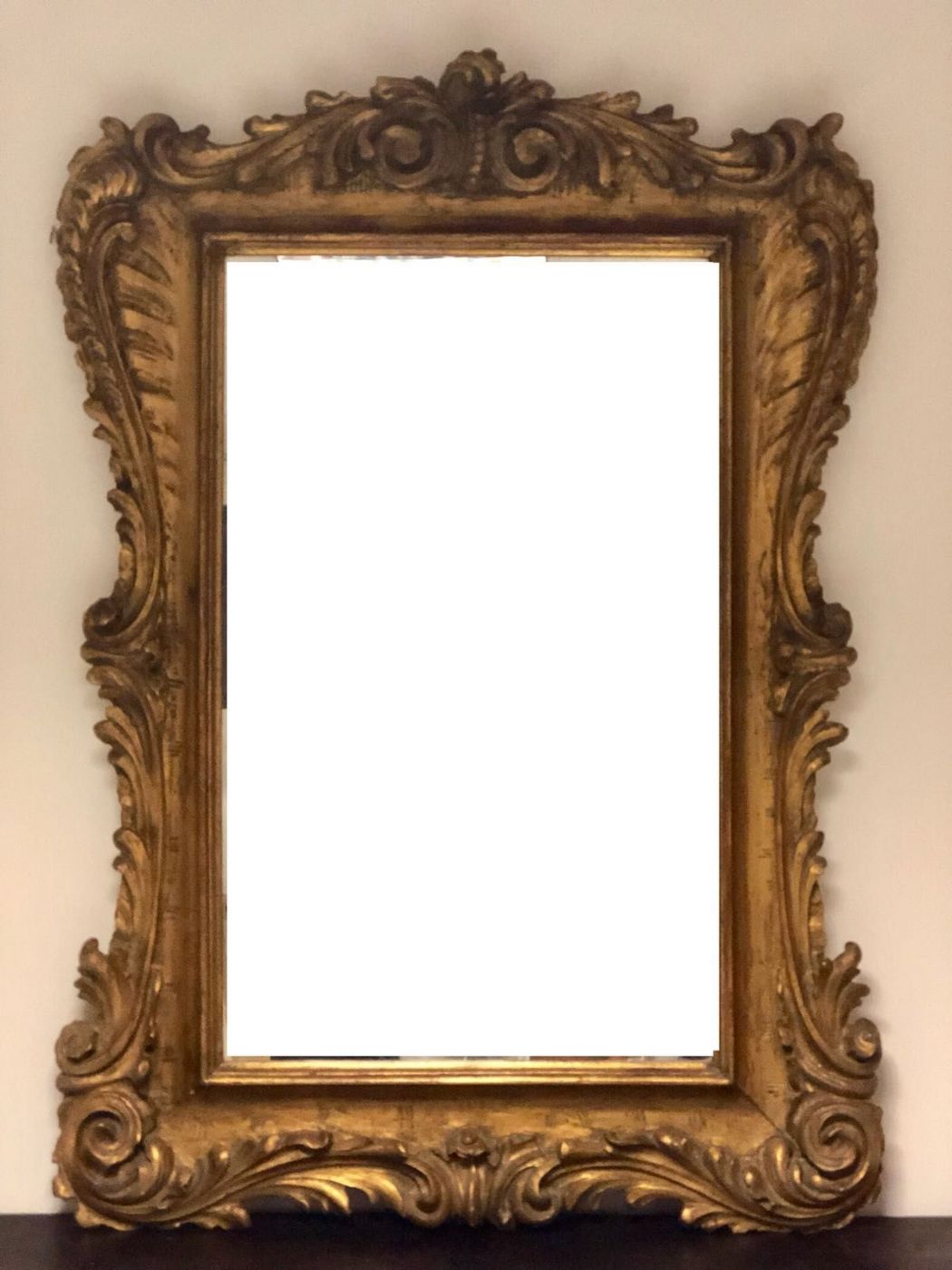 Carved and gilded wooden mirror. Lombardy 19th century