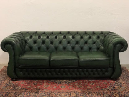 Divano chesterfield tre posti cuoio verde inglese
