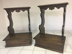 Coppia di inginocchiatoi lombardi in noce Luigi XIV