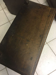 Coppia di inginocchiatoi lombardi in noce Luigi XIV