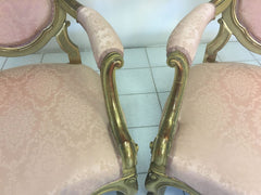Coppia di poltrone lombarde in oro e lacca