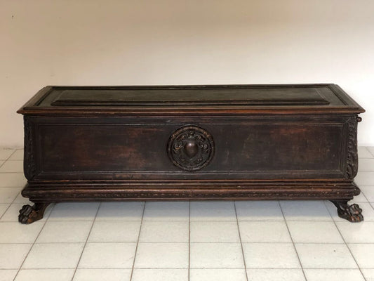 Lombard chest in walnut