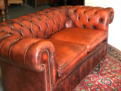 Divano Chesterfield in cuoio mattone . London anni 70