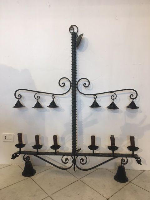 Lampadario in ferro battuto