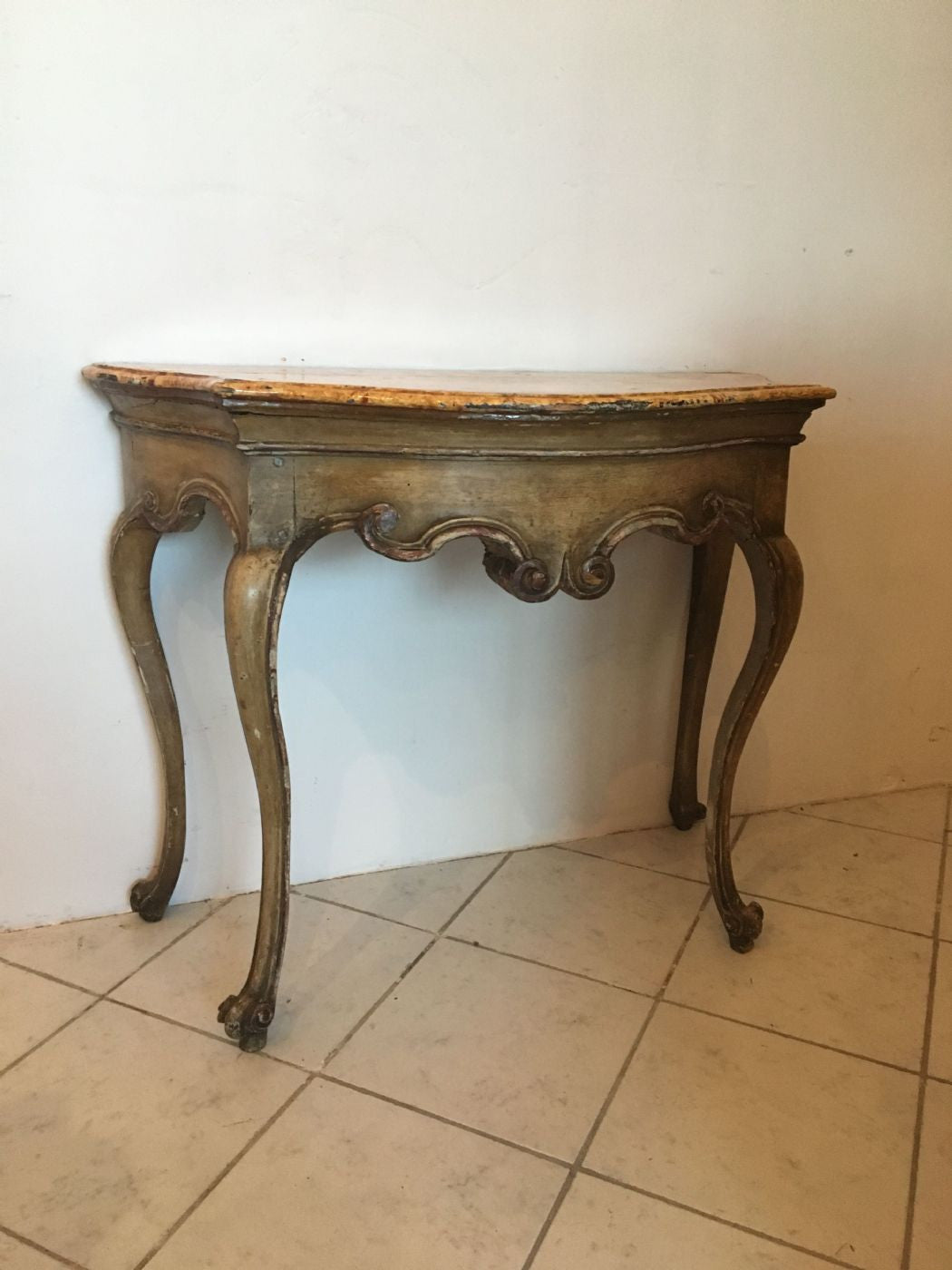 Piccola consolle Luigi XV in lacca