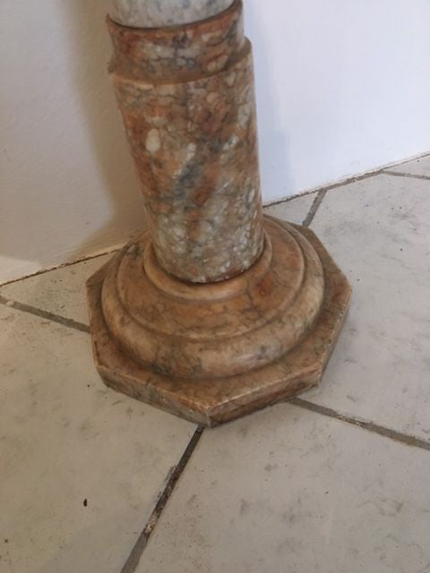 Colonna impero in marmo