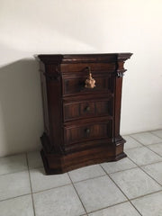 Cassettone XVII secolo