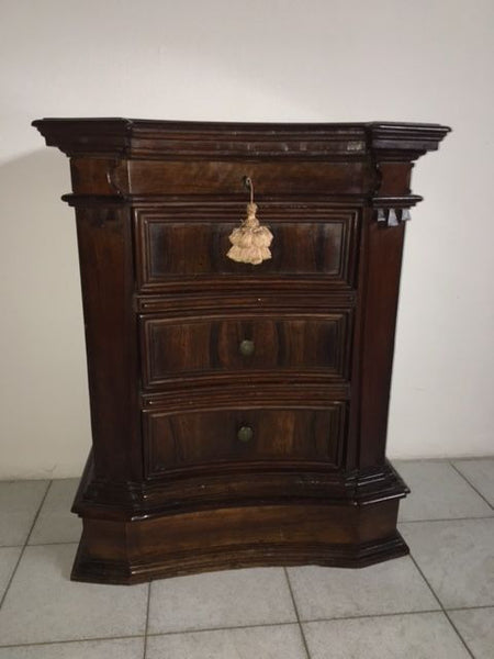 Cassettone XVII secolo