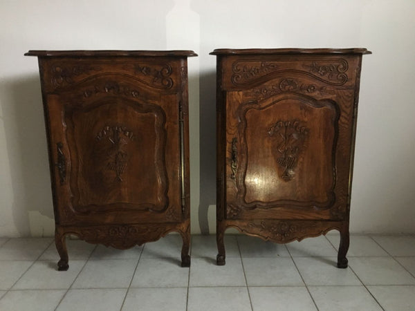 Coppia di angoliere provenzali