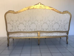 Divano lombardo tre posti legno intagliato e dorato in foglia oro zecchino