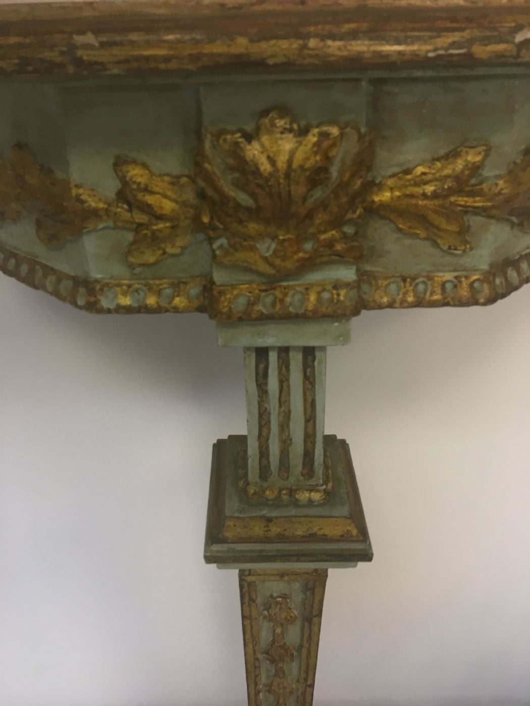 Consolles laccata e dorata