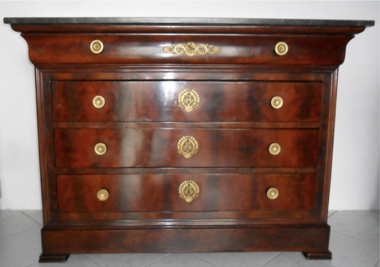 Cassettone Carlo X (piuma di mogano)