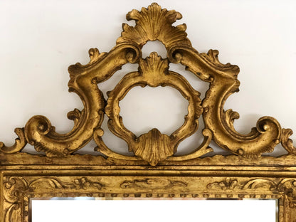 Specchiera intagliata e dorata . Venezia inizio XIX secolo