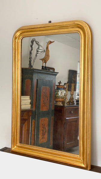 Specchiera lombarda oro zecchino . XIX secolo ( restaurata )