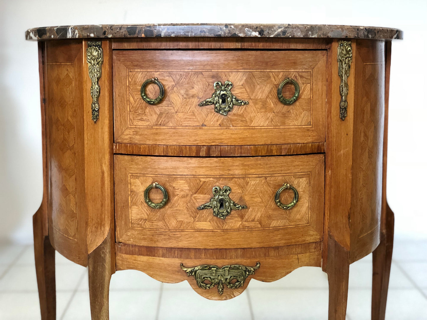 Crescent-shaped chest of drawers. Napoleon III