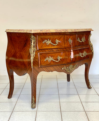 Cassettone mosso sul fronte e fianchi . Napoleone III