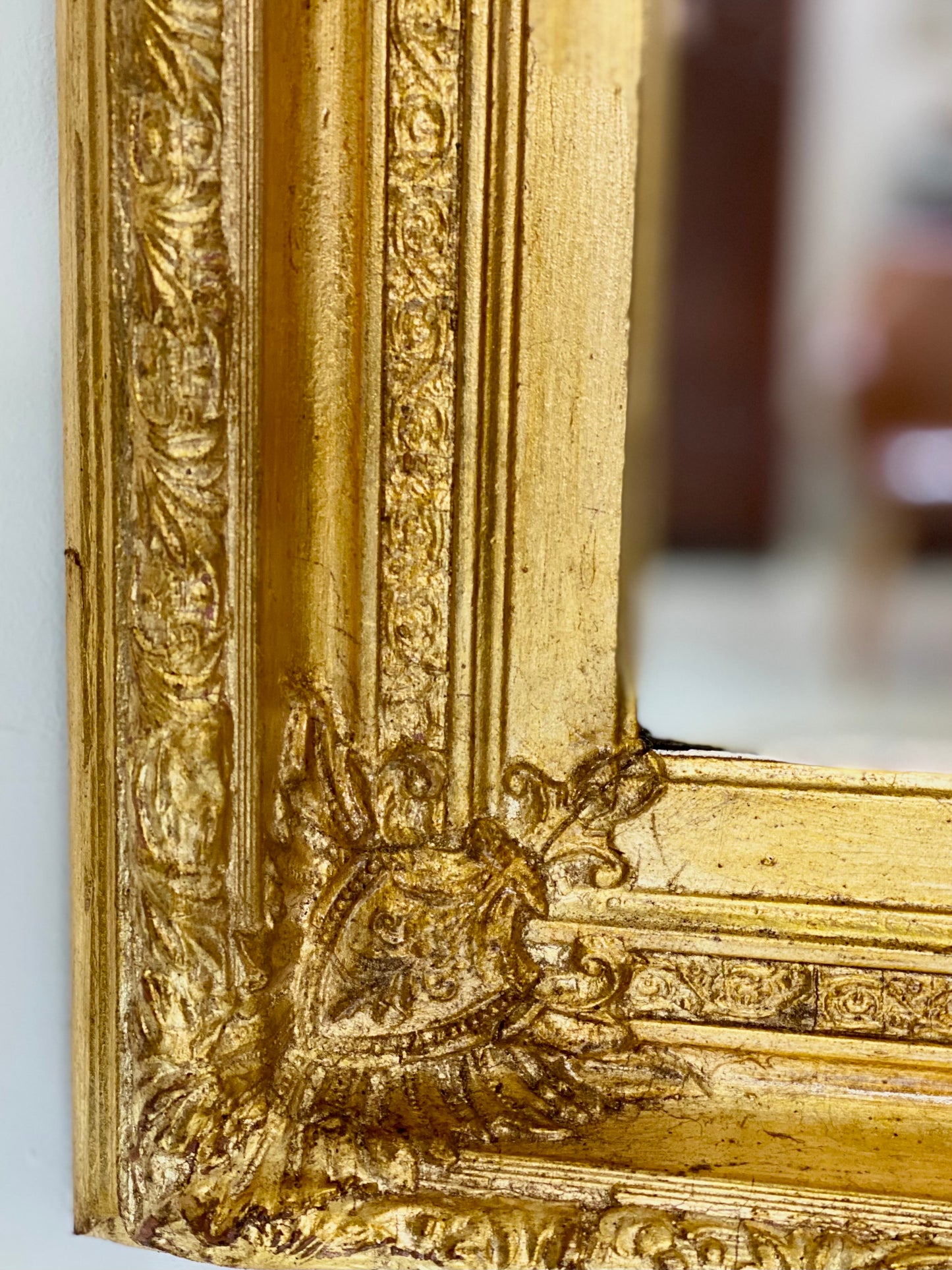 Lombard mirror in carved and gilded wood, mid-19th century