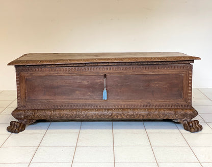 Chest Tuscany Liguria 16th century