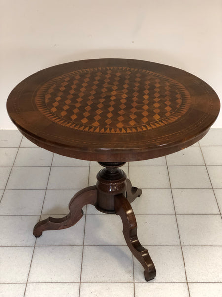 Tavolo di Rolo a marqueterie. 94 cm diametro